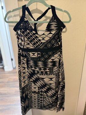 Patagonia Black & White Geometric Midi Dress
